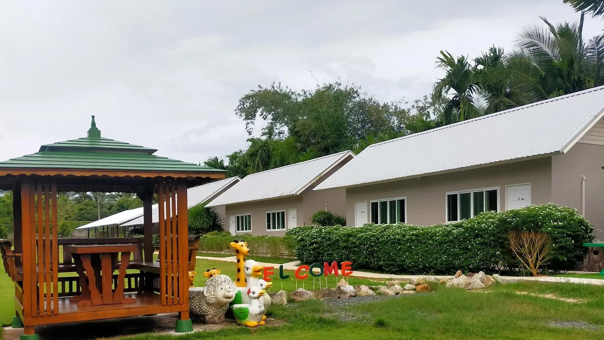 Davy Cottage Phuket location